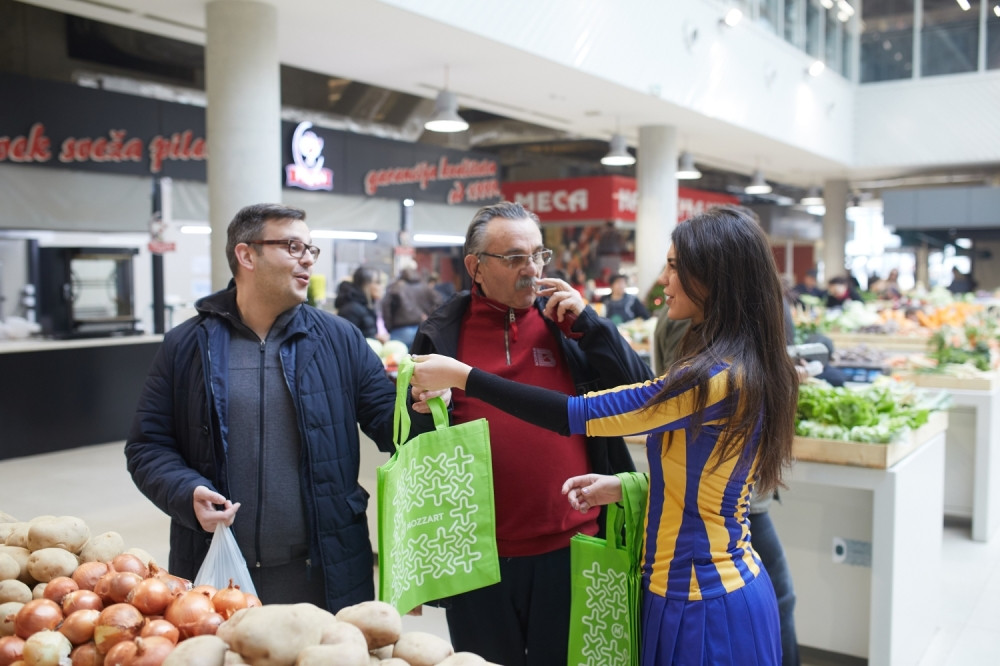 Velika ekološka akcija Mozzarta – torba umesto kese