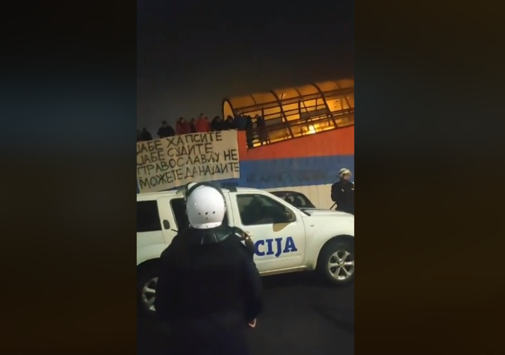 Podgoričanin pogođen u glavu, hitno prebačen u bolnicu, narod eagovao na brutalnu intervenciju policije