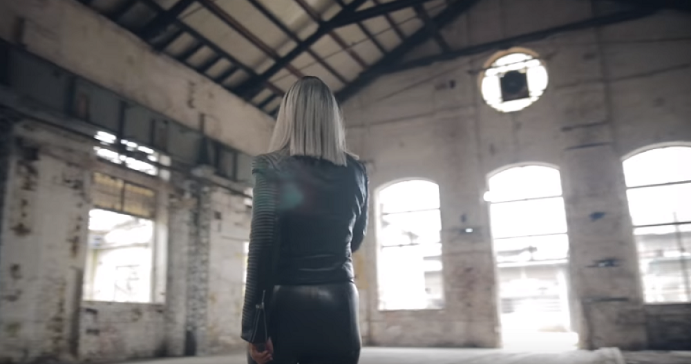 Legendarna pevačica smeta menadžerima: "Kažu šta hoće ova baba? Miniraju me zbog svojih pulenki!"