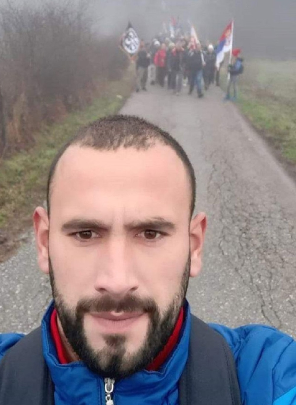 Vođa grupe mladića koja je oslikala i branila mural sa srpskom trobojkom u Podgorici policija upala usred noći