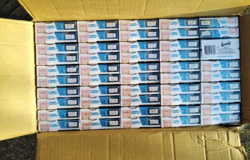 Otkiven poseban tajni bunker u kamionu sa 30.000 nelegalnih paklica (FOTO)