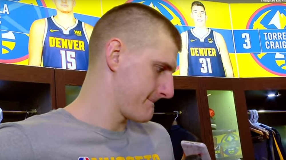 Bez osmeha na "Džokerovom" licu - Jokić jedva odgovarao na pitanje o Kobiju (VIDEO)