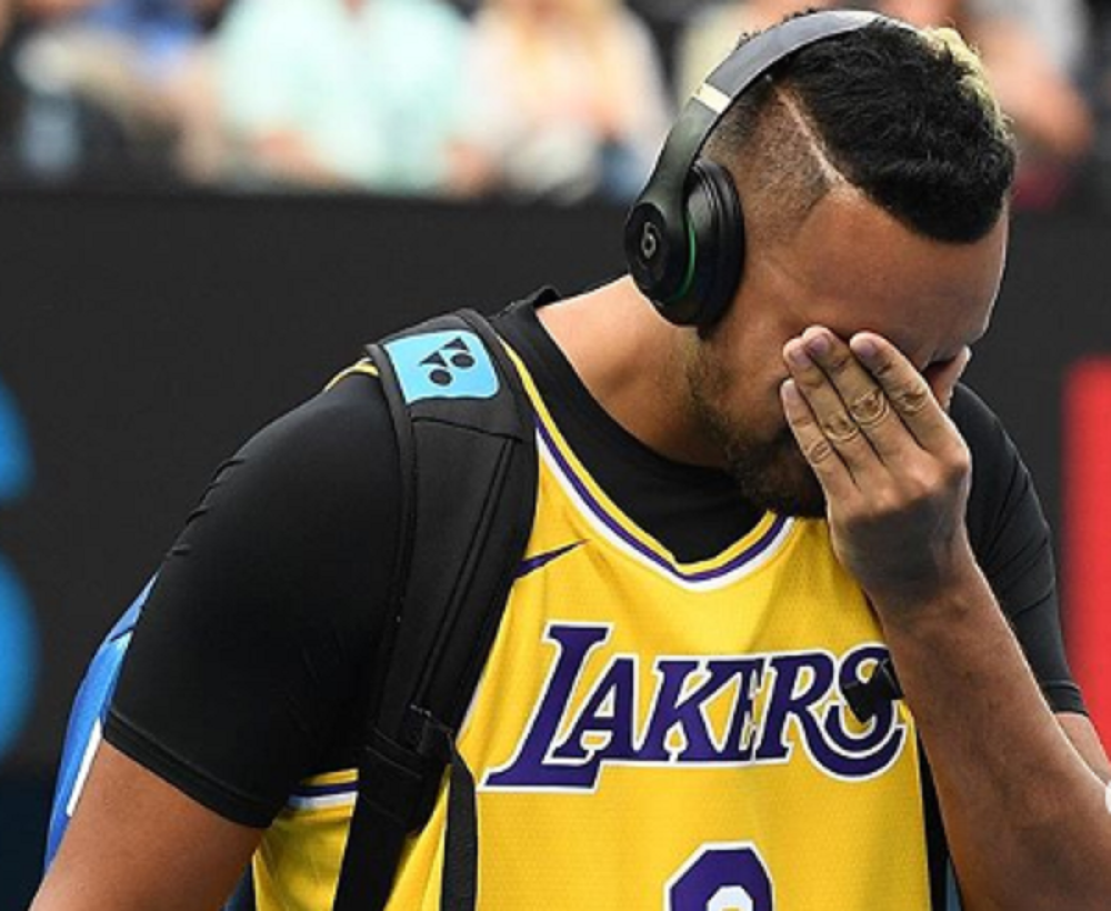 Tužni Kirjos izašao u Kobijevom dresu na meč sa Nadalom, Španac na Tviteru: Probudio sam se jutros sa užasnom vešću... (FOTO/VIDEO)