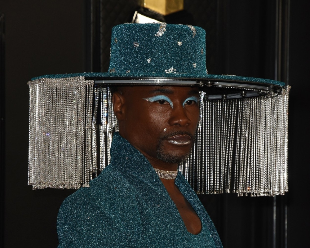 Parada šunda i kiča: Ljudi se krste i levom i desnom zbog njihovog izgleda (FOTO/VIDEO)