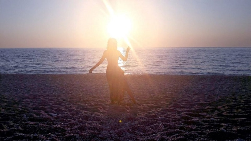 Kćerka poznatog srpskog pevača se tajno udala! Morate da vidite njenog supruga! (FOTO)