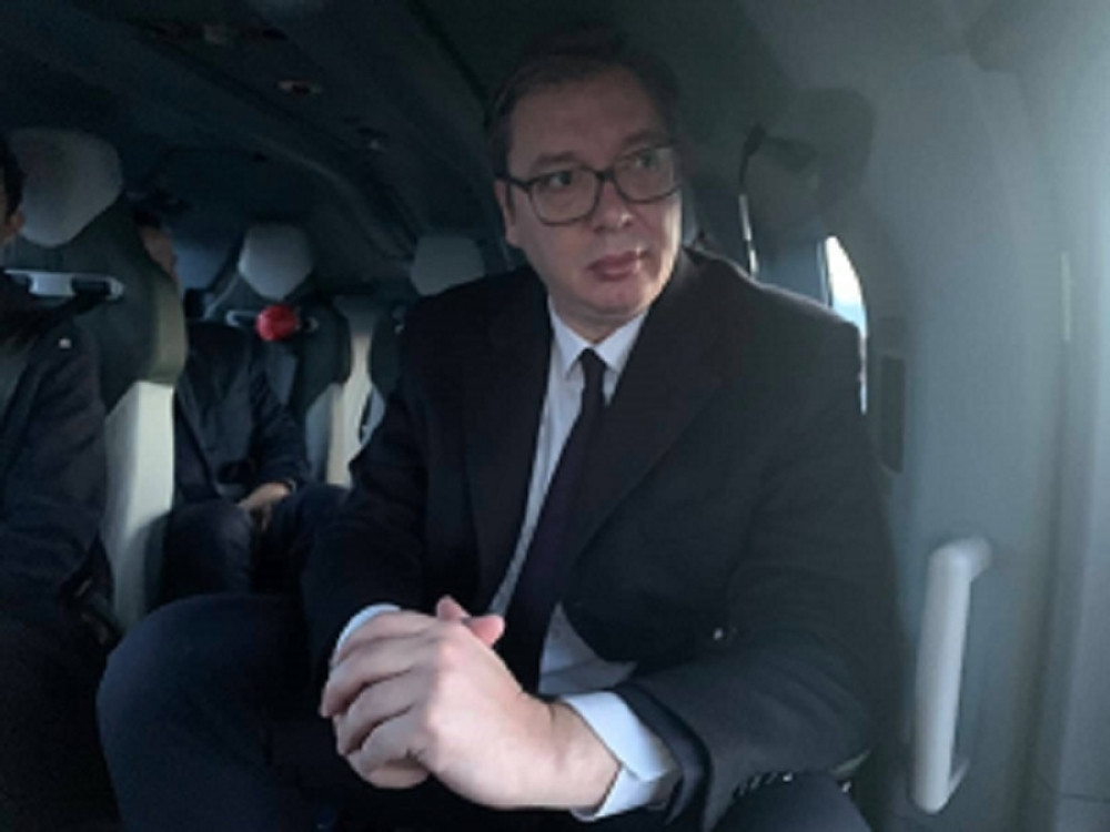 Ekipa Alo.rs ekskluzivno u helikopteru sa predsednikom Srbije (FOTO)