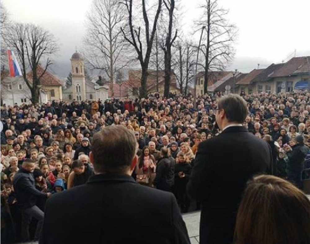 Vučić stao za govornicu, okupljeni narod oduševljen! Jedan savet će svi dobro upamtiti