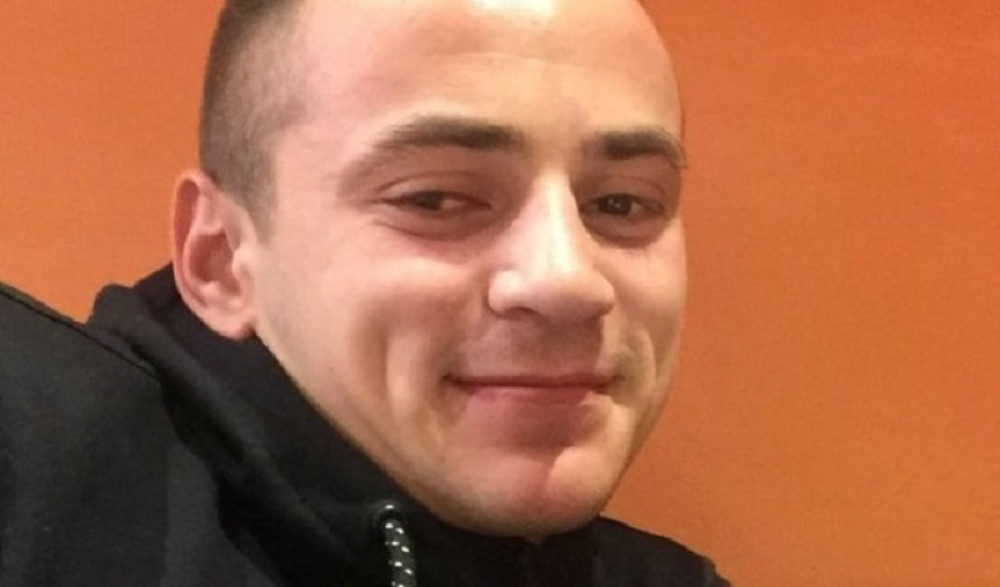 Nestao mladić iz Kragujevca! Ostavio jezivu poruku na Fejsbuku! (FOTO)