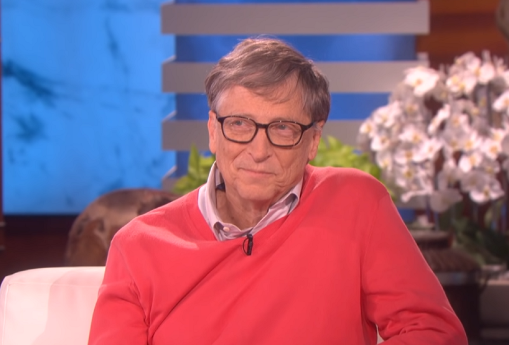Bil Gejts se izjasnio o obaveznoj vakcinaciji i prognozirao kraj pandemije!