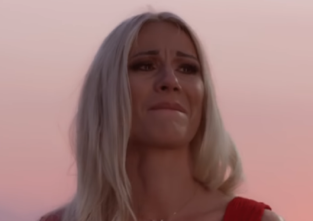 Rana na licu, oguljena koža... Svi se pitaju ko je povredio Vesnu Đogani! (FOTO)