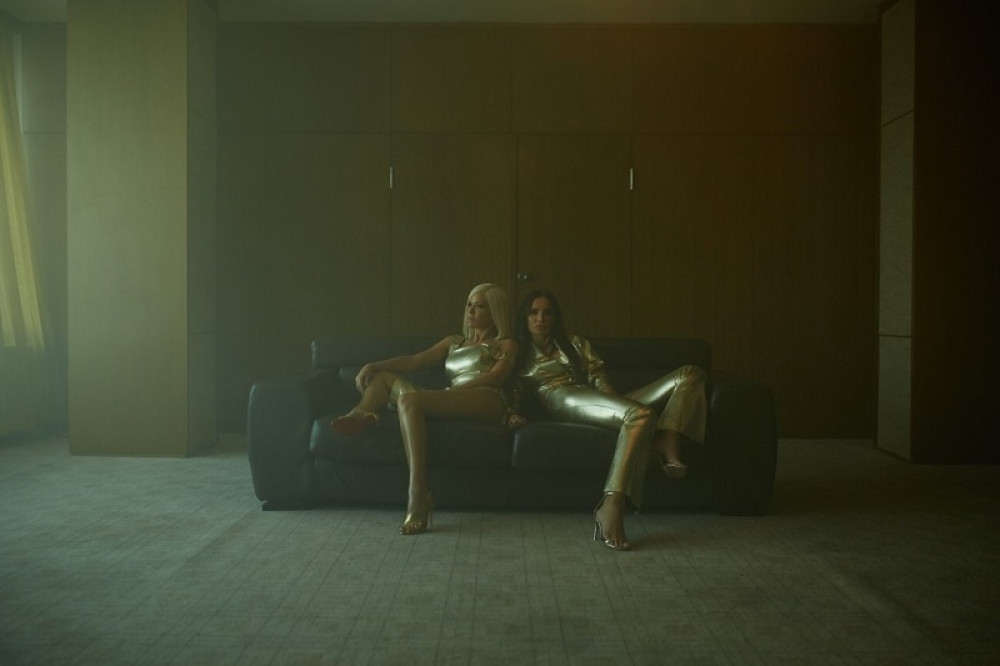 Nataša Bekvalac i Emina Jahović po prvi put zajedno na sceni!