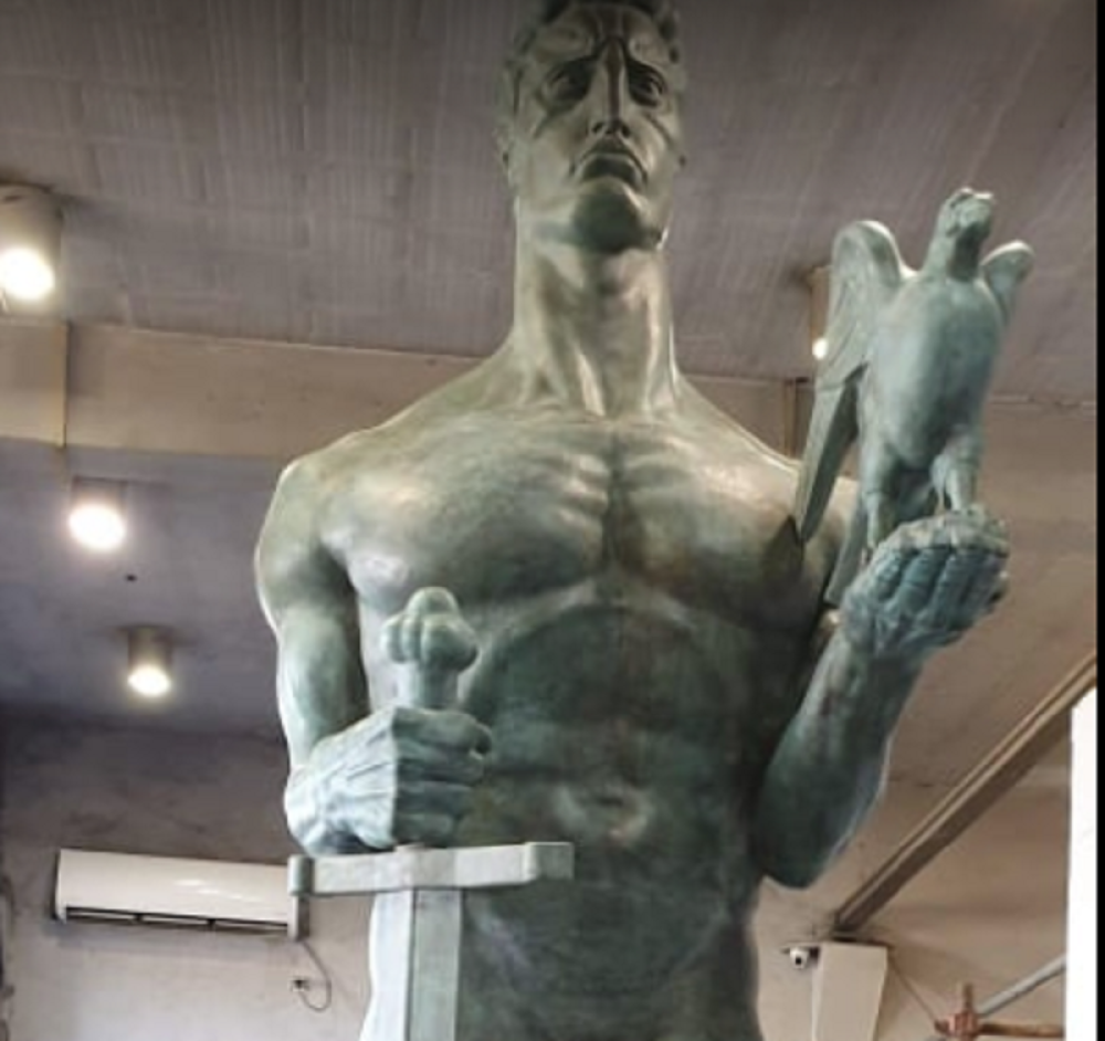 Ovako sada izgleda obnovljeni beogradski Pobednik (FOTO)