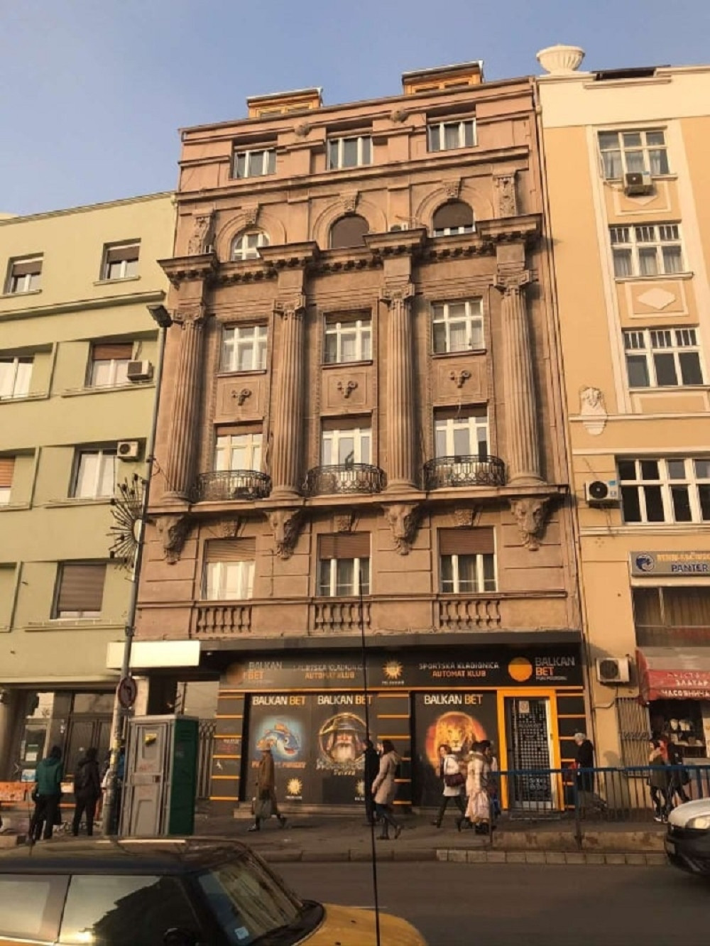 Vesić na vreme upozorio: U zgradi više ovo neće smeti da se radi