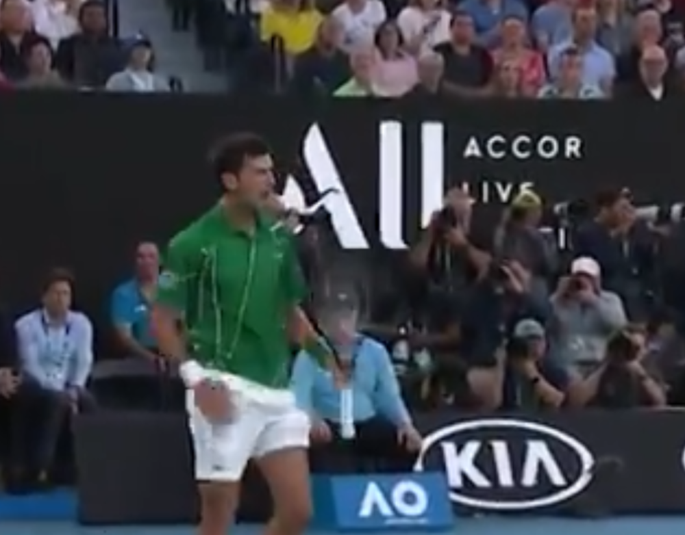 Novak zaurlao iz sveg glasa usred finala - počeo da nekontrolisano psuje (VIDEO)