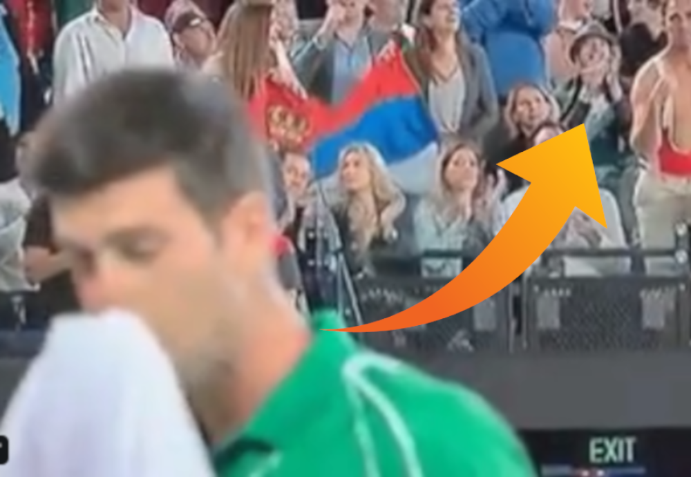 U srpskim bojama, bodri Novaka iz petnih žila, ali cela planeta priča o njemu - obukao se krajnje izazovno (FOTO)