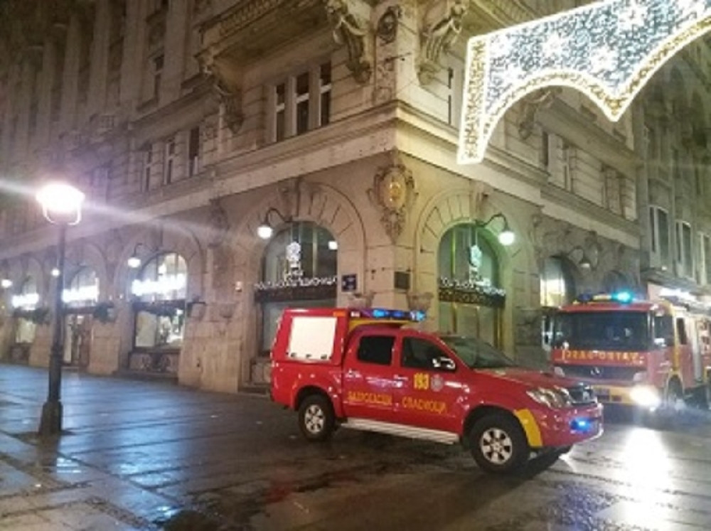 Zadobio opekotine opasne po život, helikopterom transportovan u bolnicu