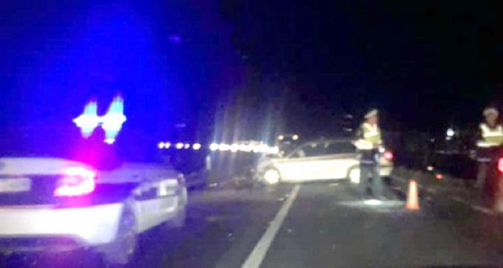 Automobil razbucan od siline udara