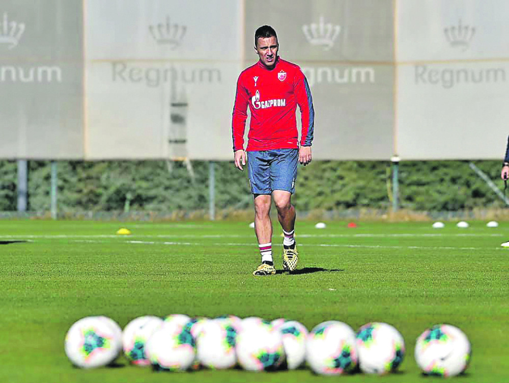 Bakula predstavljen u Uralu, bivši Zvezdin igrač je bio oduševljen jednom "sitnicom" (FOTO)