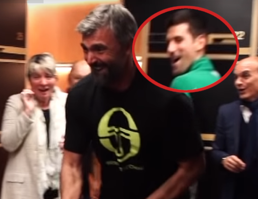 Ivanišević ga izvadio pred Novakom i trčao po svlačionici, prskao na sve strane (VIDEO)