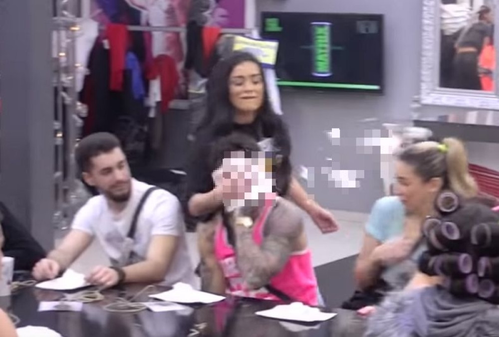 Nataša Radan polomila nos Filipu Đukiću?! Odvalila ga tanjirom po sred face: Sledi hitna diskvalifikacija?!