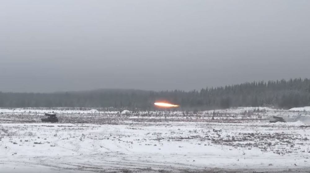 Rusija objavila svetu da poseduje "Bacač plamena" - 24 termobaričke rakete koje mogu da sprže površinu omanje države