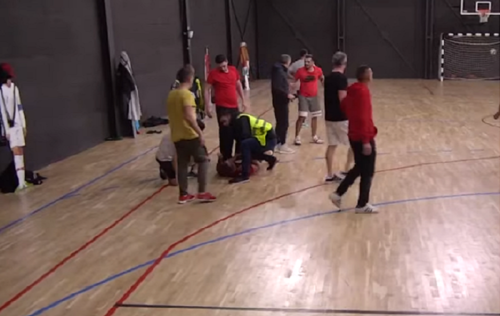 Najžešći okršaj u Zadruzi do sada: Orozović naleteo na Boru, pa ga oborio na pod! Sledi hitna diskvalifikacija?!