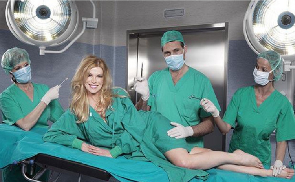 Ovo je Ginisova rekorderka po broju plastičnih operacija u svetu: Nećete verovati koliko ih je imala! (FOTO/VIDEO)