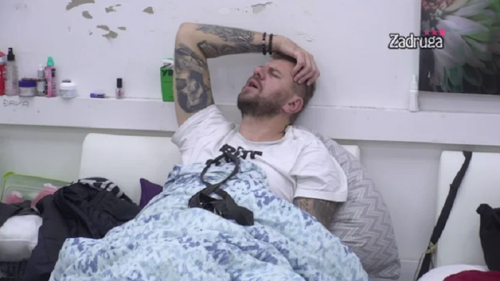 Glas pokojnika se orio "Zadrugom"! Takmičari nisu mogli da sakriju tugu! (VIDEO)