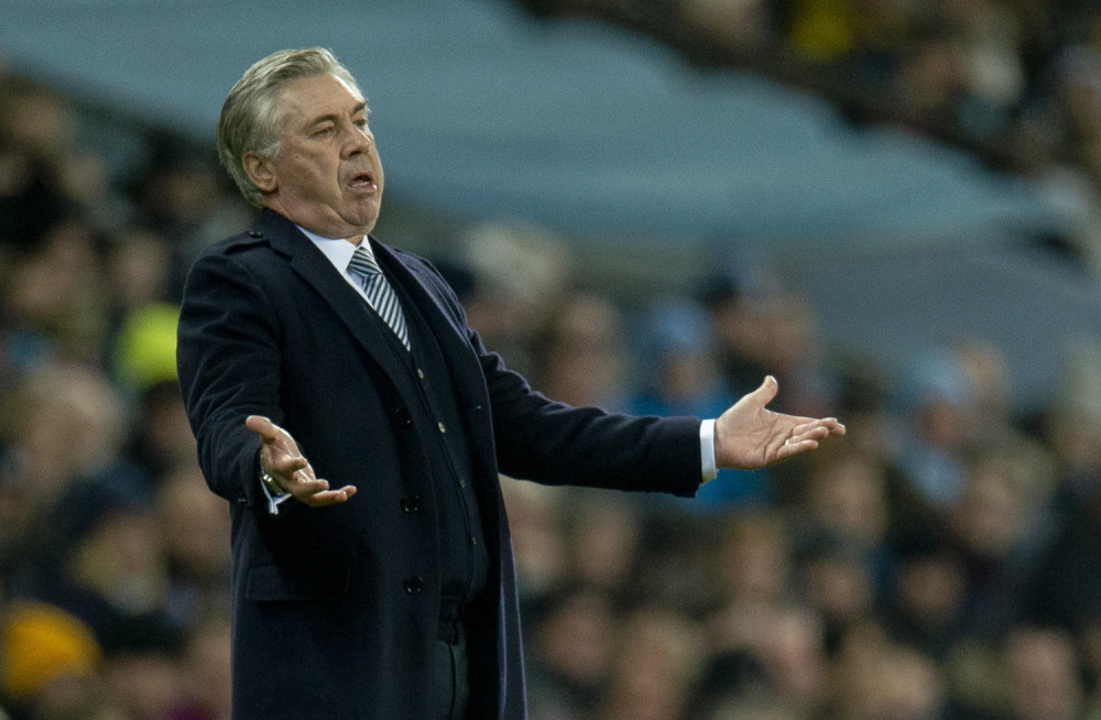 Ova glupost igrača sekund pre ulaska u igru razbesnela Italijana dok su se ceo stadion cepao od smeha (VIDEO)