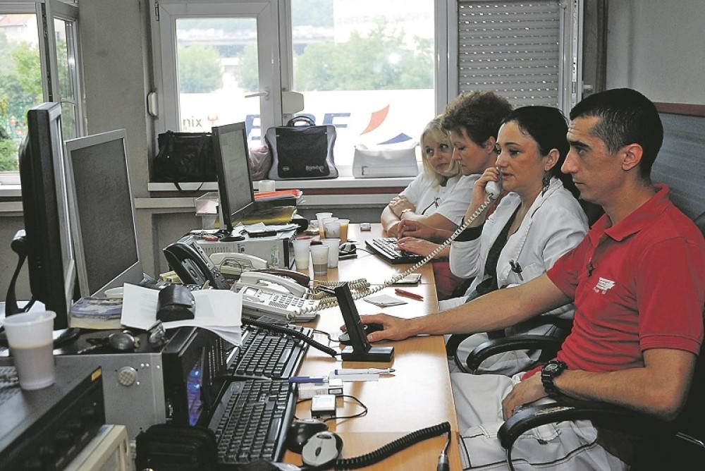 Beograđani danima ne prestaju da zovu Hitnu pomoć, telefoni se usijali