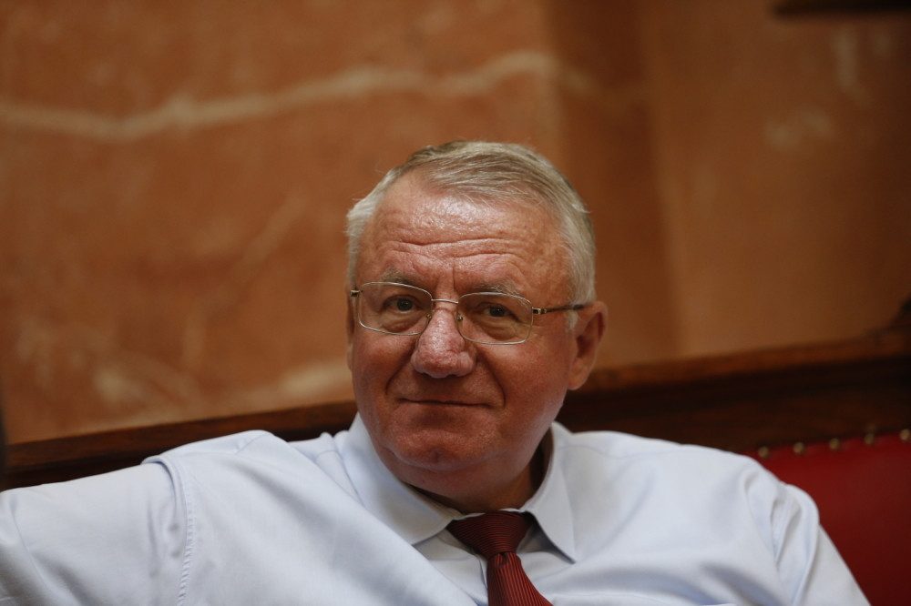 Na redaljku ćemo je*avati lažnog akademika, ustašku ku*vu i narkomana... A onda im napisao imena