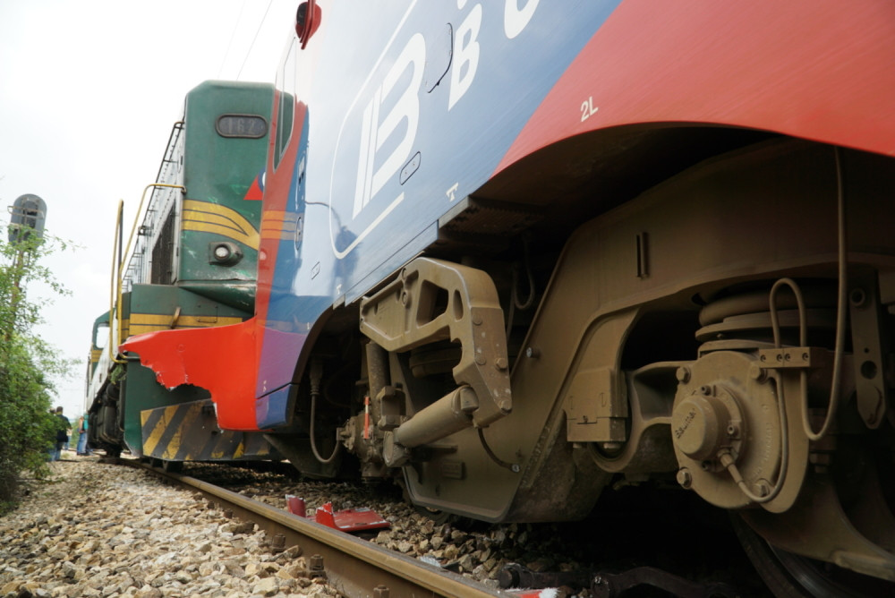 Užasna scena u Leskovcu, dečaka udarila lokomotiva!