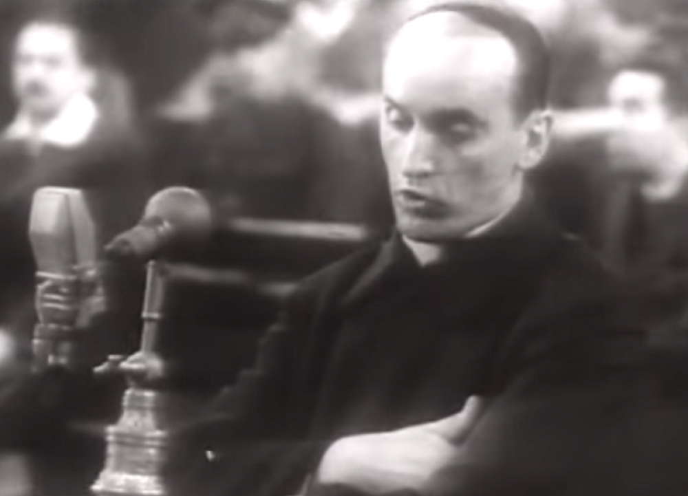 "Svećenici" sa misa šalju jezive poruke!