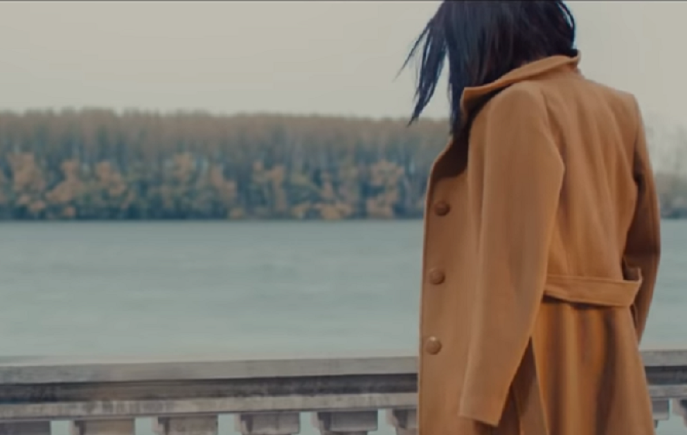 Nekada je radila na njivi i pevala za 2.000 dinara a sada ova pevačica samo od bakšiša dobije ovoliko!