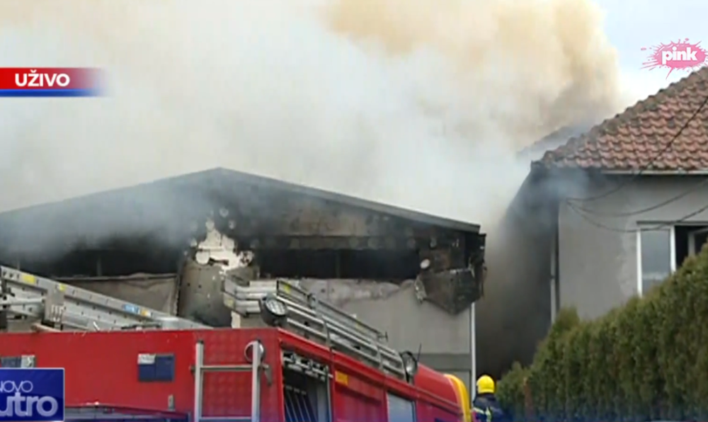 Gori u naselju Vojvode Vlahovića, prvo javljanje ekipe sa terena (VIDEO)