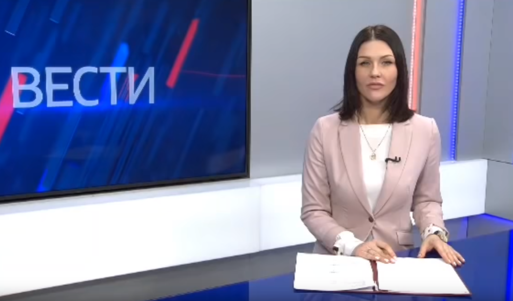 Snimak koji je zapalio društvene mreže! Voditeljka usred vesti prasnula u smeh: "Dobro je što nije uživo!"(VIDEO)