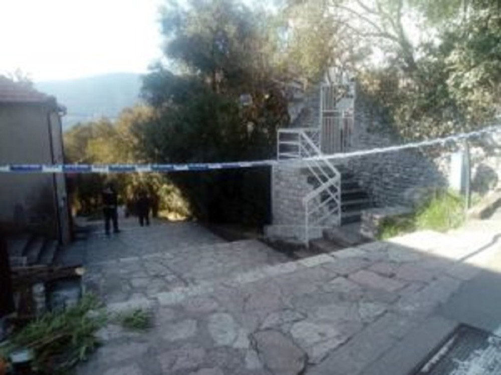 Svirepo ubistvo usred bela dana, napadač prišao automobilu i ispalio više metaka!