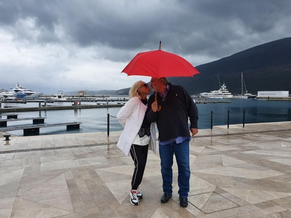 Brena i Boba počinju novi biznis na Maldivima, i ne slutite koliko novca ulažu (VIDEO)