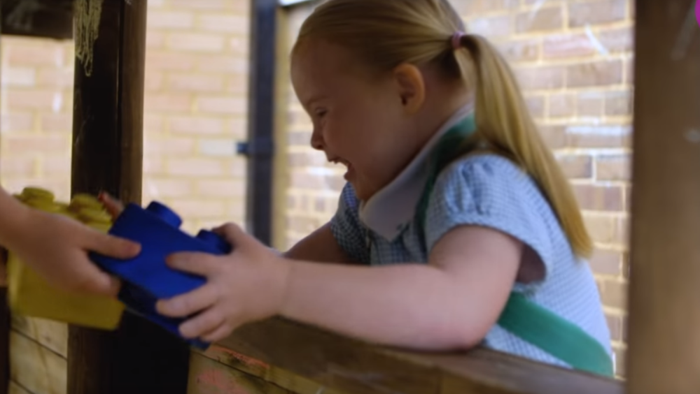 Devojčica sa Daunovim sindromom postala je model!