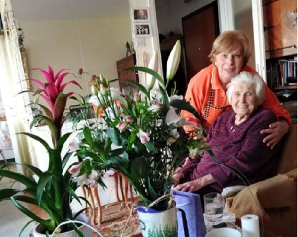 Baka Nada ima 108 godina, šeta svakog jutra i pije "eliksir života" jer nista nije vrednije od zdravlja