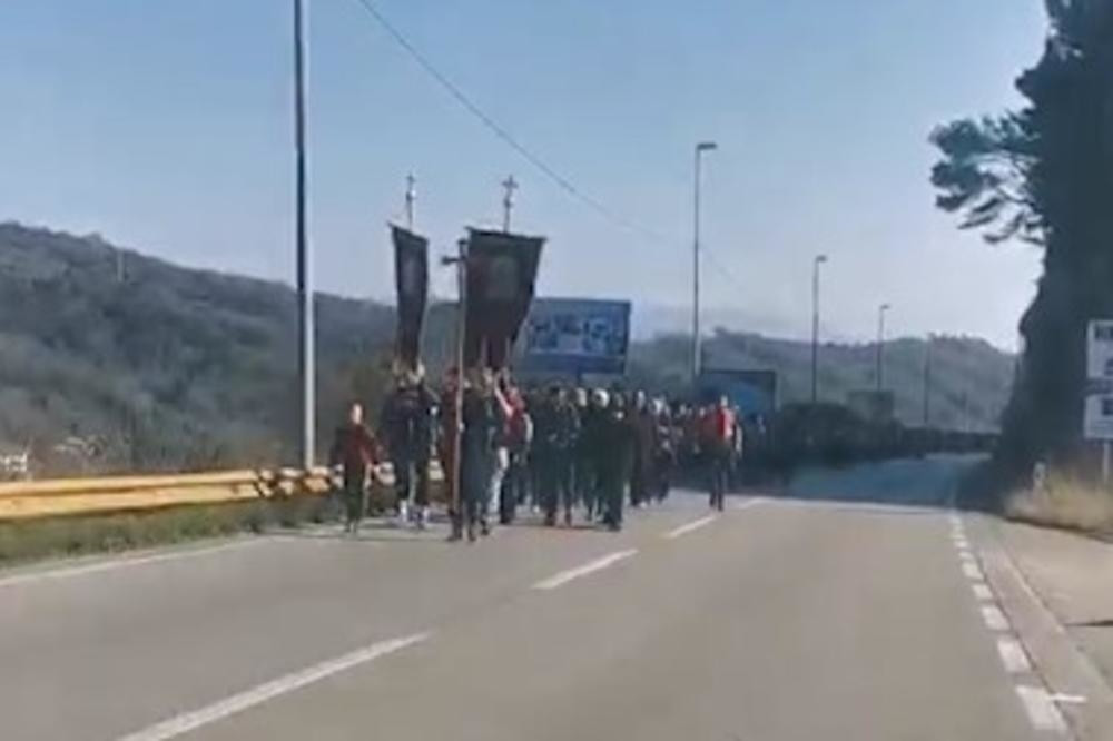 Crnogorci organizovali skup protiv Mila, hiljade ljudi u Merivilu!