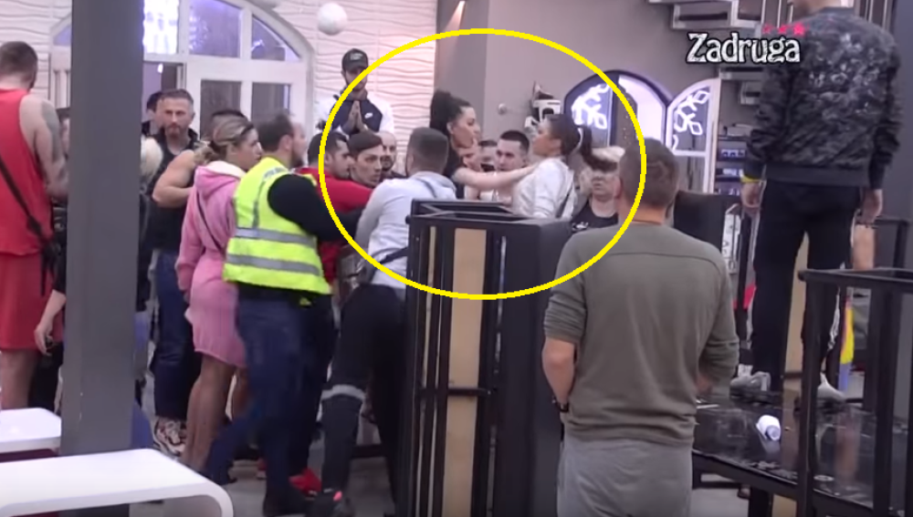 Tuča! Davljenje, čupanje, šutiranje, psovanje... Haos neviđenih razmera u Zadruzi! (VIDEO)