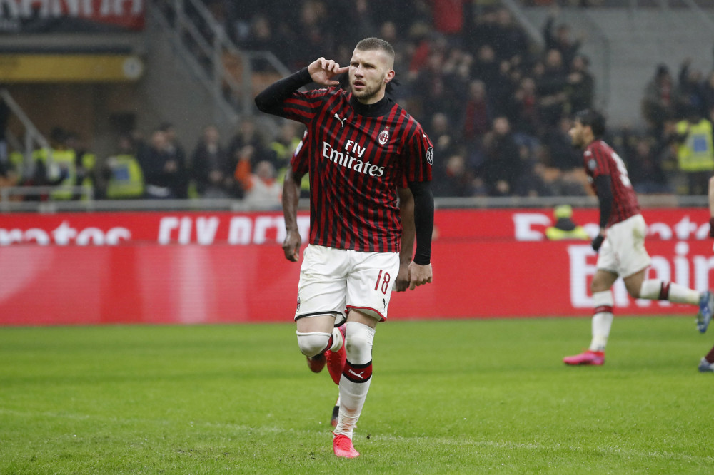 Minimalna pobeda protiv "Bikova", ali tako važna pobeda! "Rosoneri" naplatili za Inter i Juve (VIDEO)