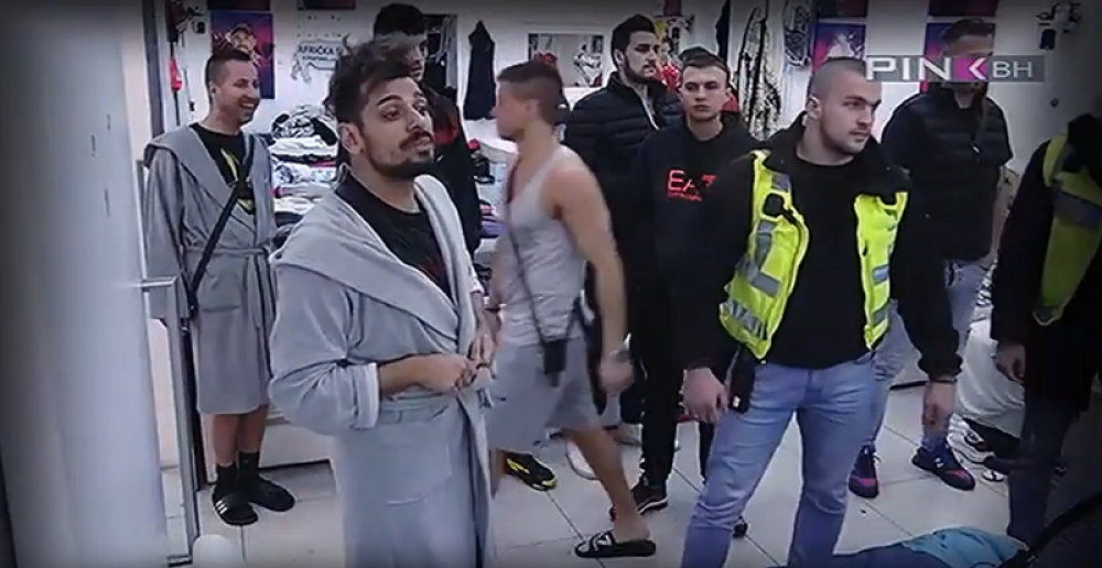 Sukob Bore Santane i Mirka Gavrića eskalirao, isplivao p*rnić?! "Hoćeš li da pustimo snimak kako pu*iš Azisu?" (VIDEO)