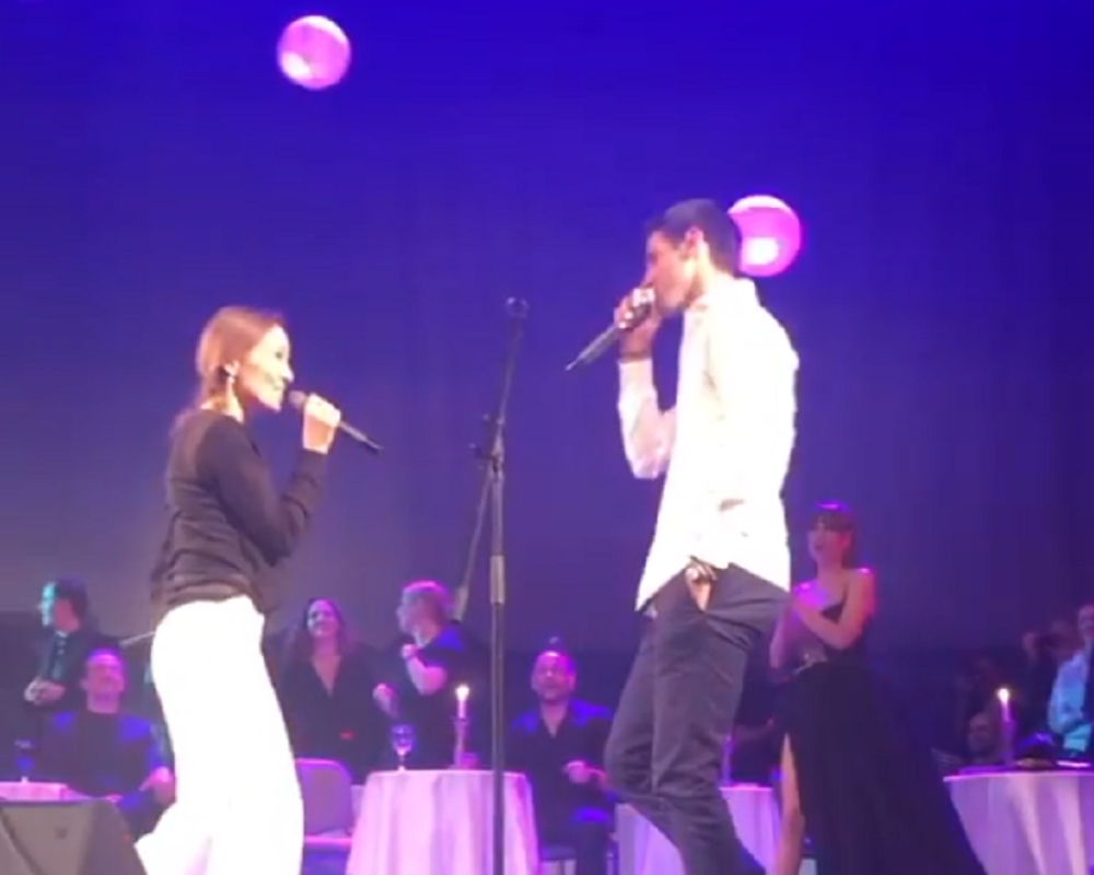 Jelena i Novak izašli na binu i zapevali, Đokovićeva supruga posle priznala: "Nemam opravdanje" (VIDEO)