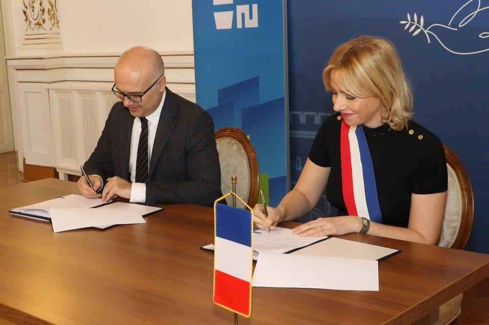 Novi Sad dobio novog prijatelja - francuski grad Taverni, sad ih imamo 13, evo i zašto je to važno!