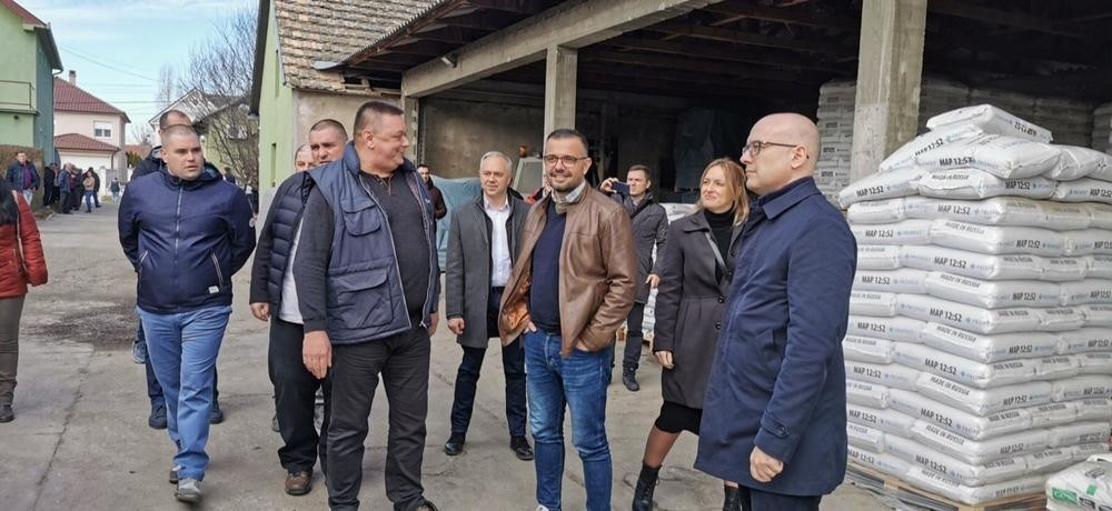 Tek u razgovoru sa poljoprivredicima stičete realnu sliku o situaciji na terenu