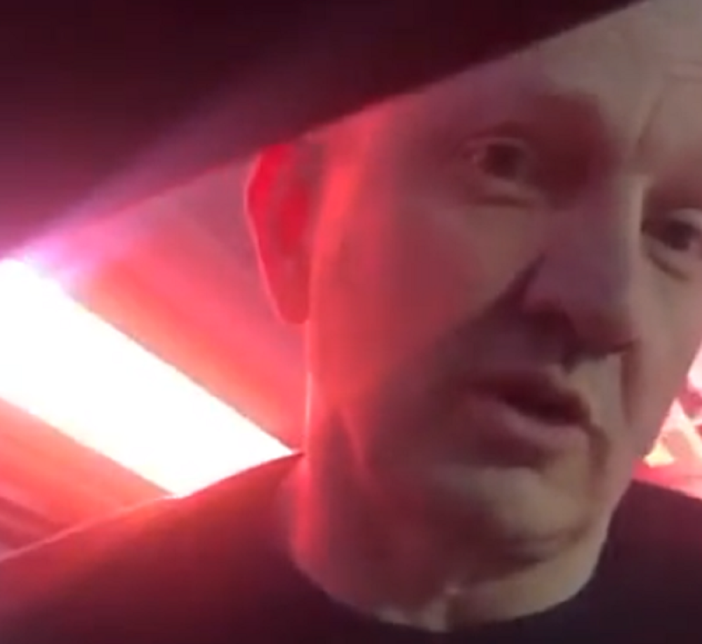 Đilas prišao Sergeju na pumpi: Jeste vi onaj glumac?! - Trifunović: M'rš u pi*ku materinu!