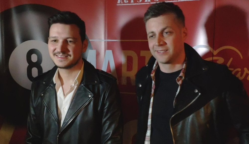 Kako izgleda kad momci iz benda "Leksington" uzmu ašove u svoje ruke (FOTO/VIDEO)