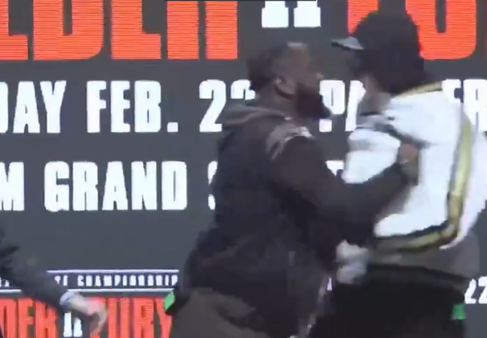 Opšti haos u susretu najboljih boksera na svetu pred odsutni meč - sprečena žestoka tuča pred kamerama (VIDEO)